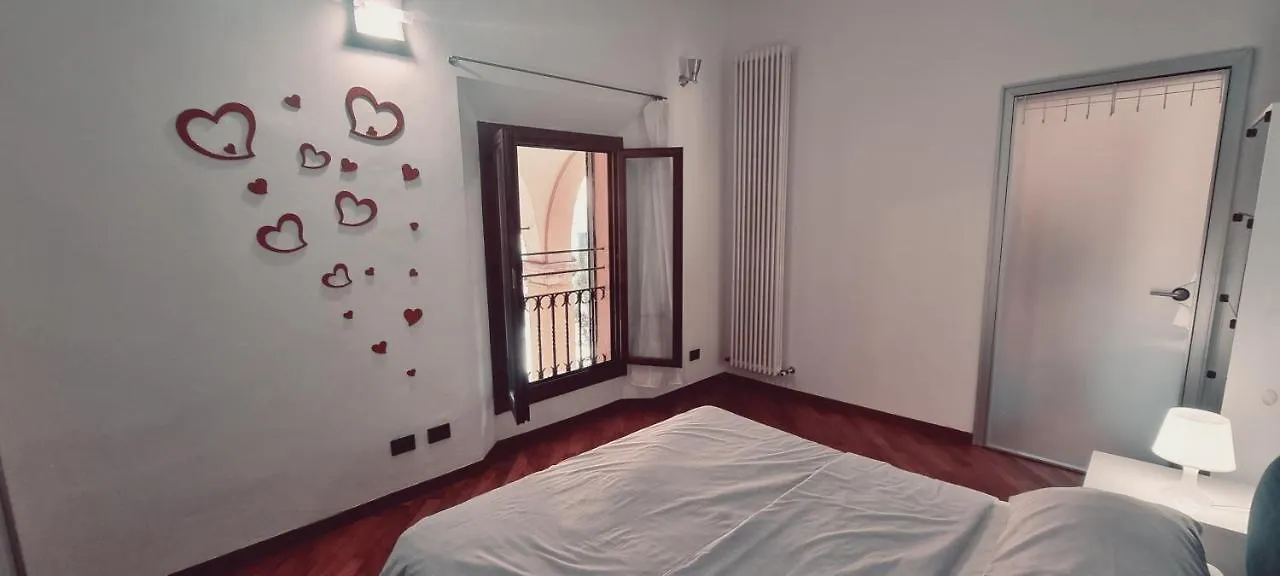 Crociali Apartment Bologna